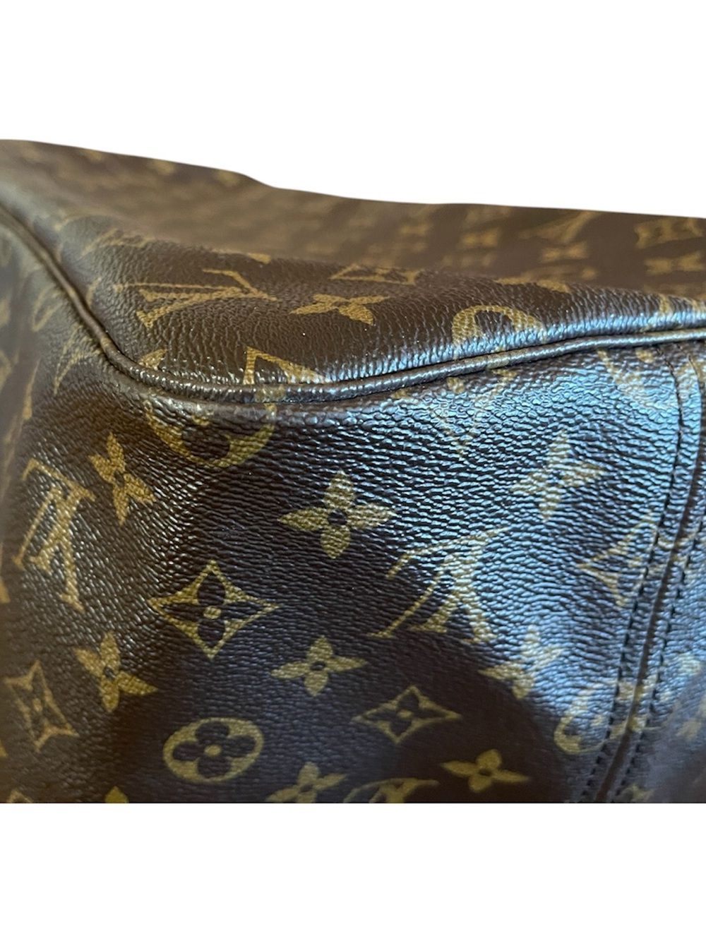 Louis Vuitton Neverfull Monogram Tote GM - Picture 13 of 15